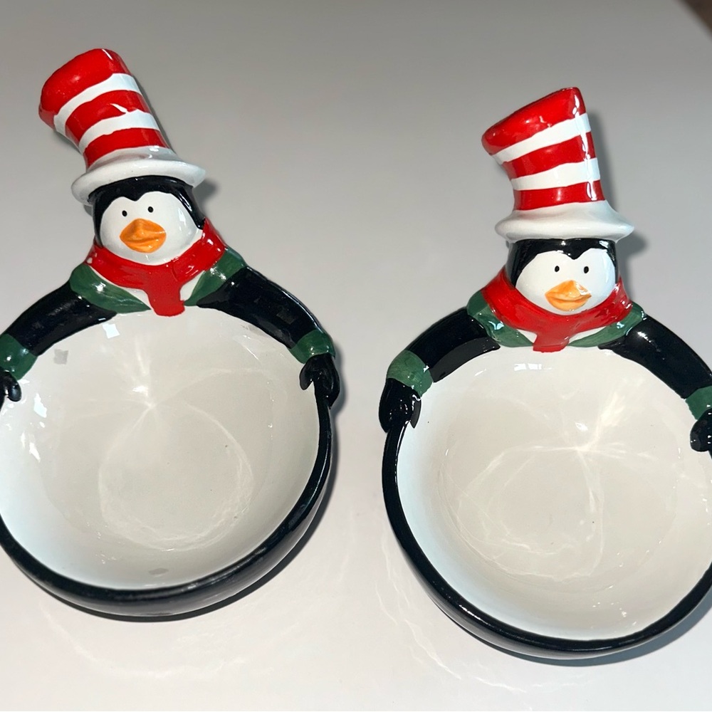 “Penguin Pals” Vintage Candy/Cookie Dish By GiftCo.  Set Of 2